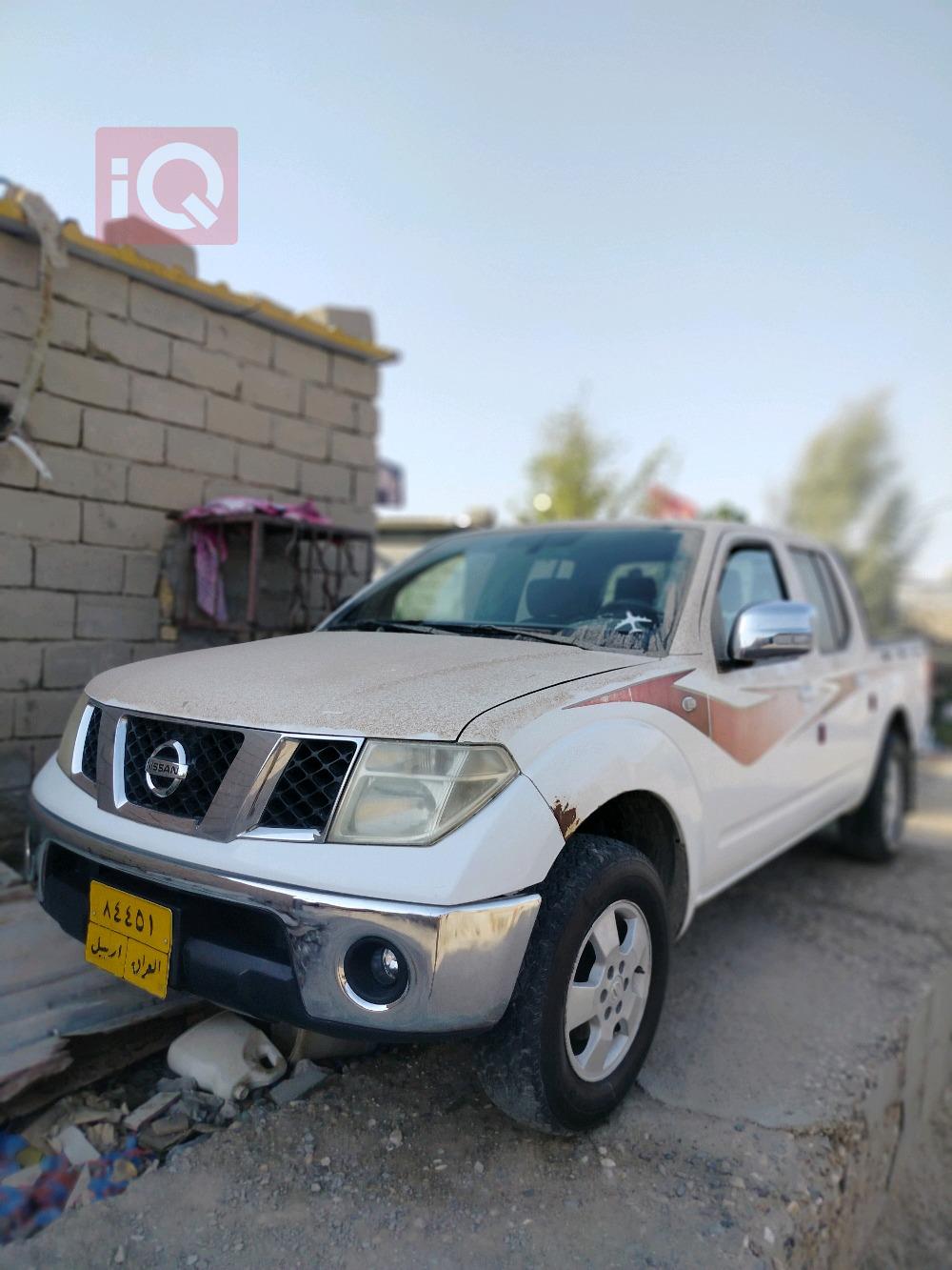 نيسان نافارا